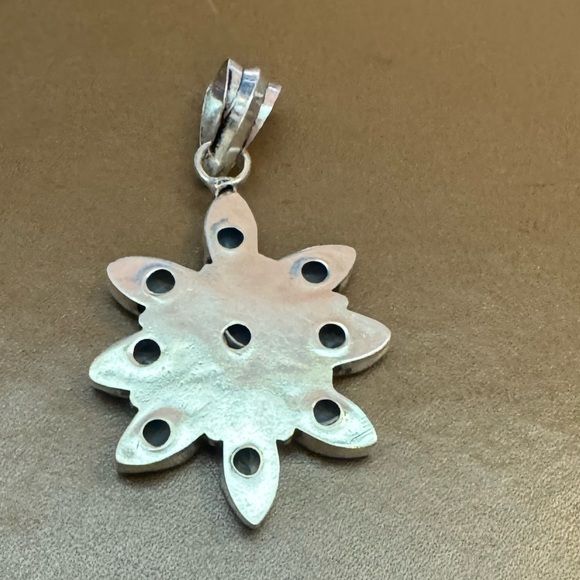 Milky Opal Marquise Flower Starburst Gemstone Silver plated Pendant 2.2" - Picture 5 of 5